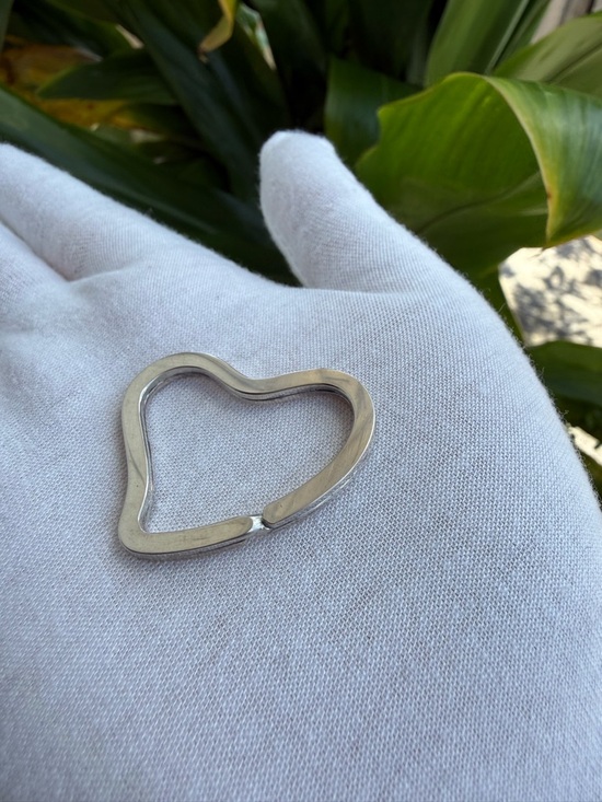 TIFFANY&CO. Silver 925 Elsa Peretti Open Heart Key Ring Authentic - Picture 11 of 12